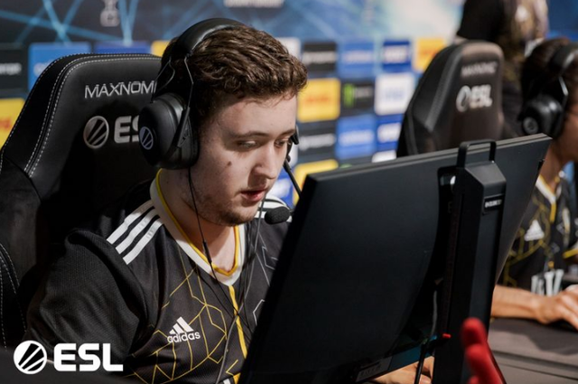 【CS:GO】RMR世界各大赛区排名,战胜红星的关键是了解对方的战术