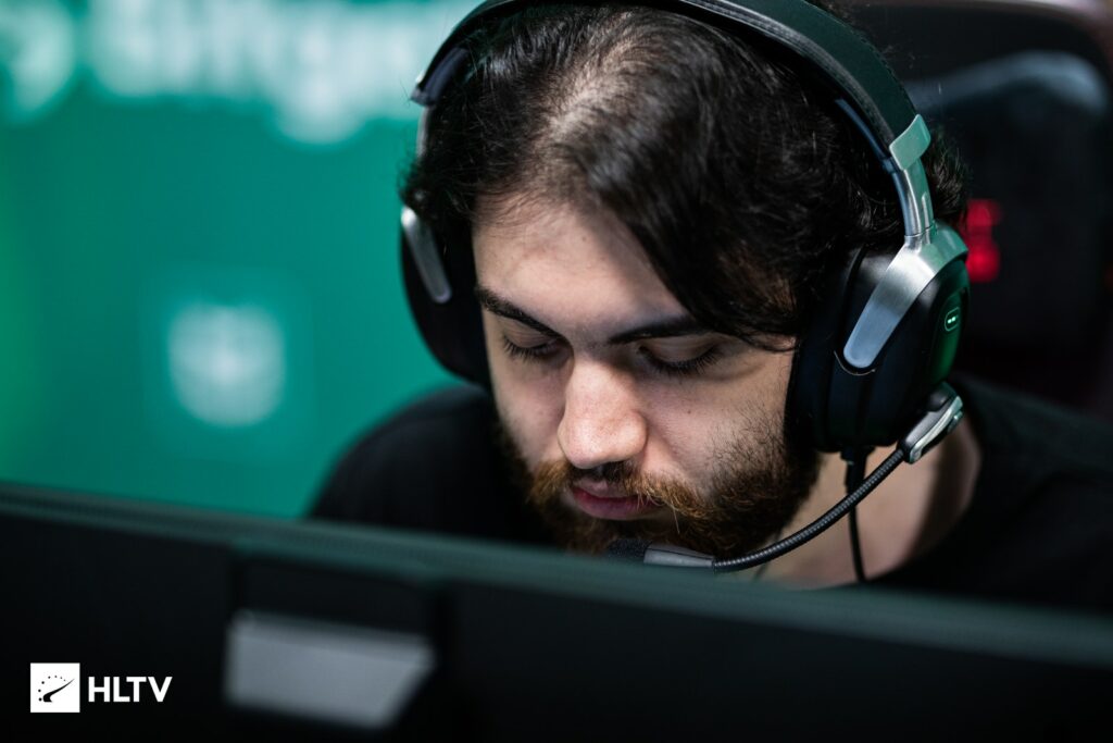 CSGO 赢了比赛却遭到网暴，VP拿下Major最后一席