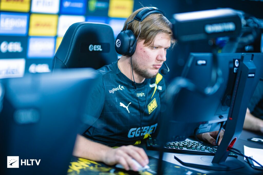 CSGO  s1mple与NAVI续约三年